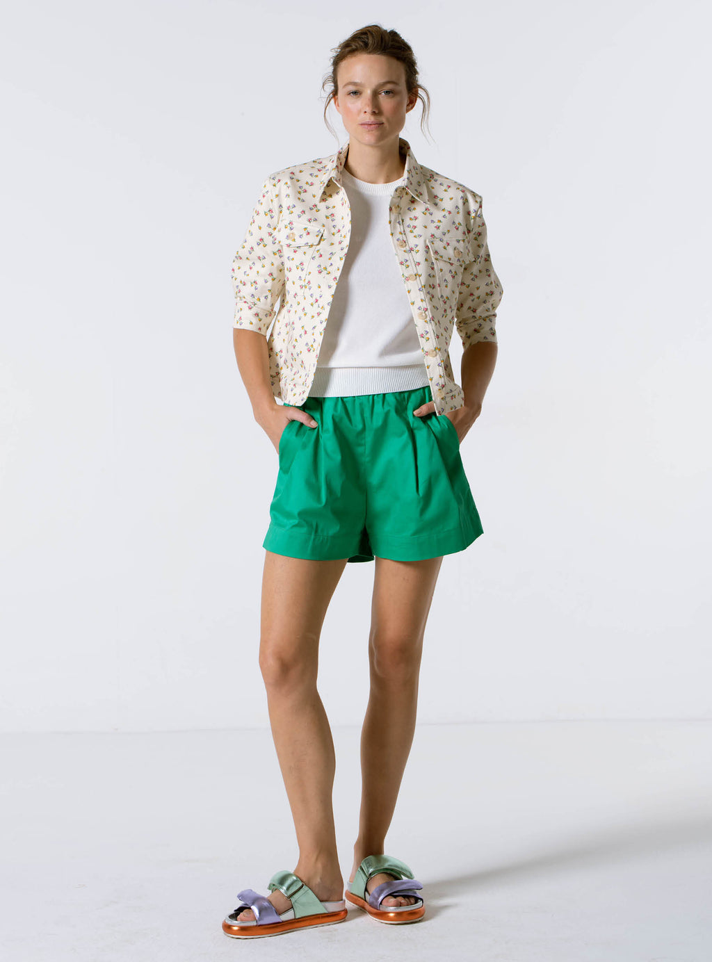 Top Thea Modesto